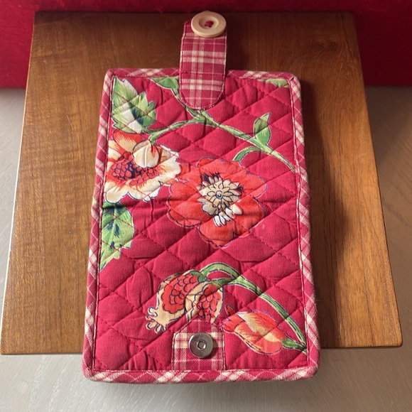 April Cornell-Silverstri Quilted Fabric Wallet-Red w/Tan/Green Floral & Plaid - Picture 3 of 6